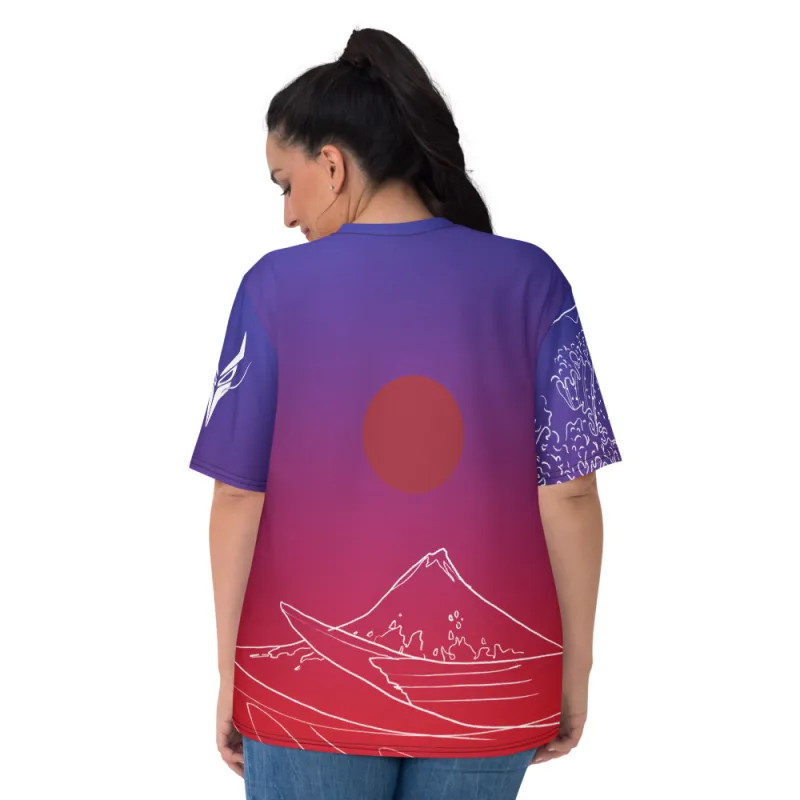 Dettaglio retro t-shirt Yugen Horizon, con onde e paesaggio giapponese