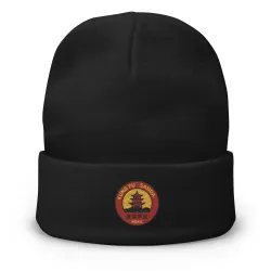 Scuola delle Onde embroidered beanie – front view with red and yellow patch.