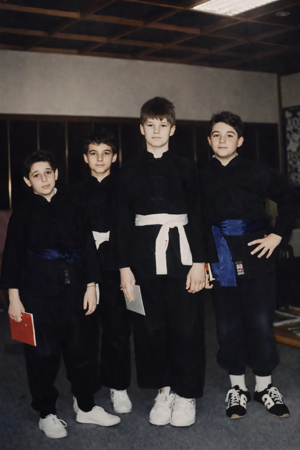 Marco Scalia giovane nel dojo di Kung Fu Marco Scalia da giovane nel dojo durante gli anni di formazione nel Kung Fu e nel Wushu